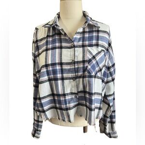 Faded Rose crop flannel size large